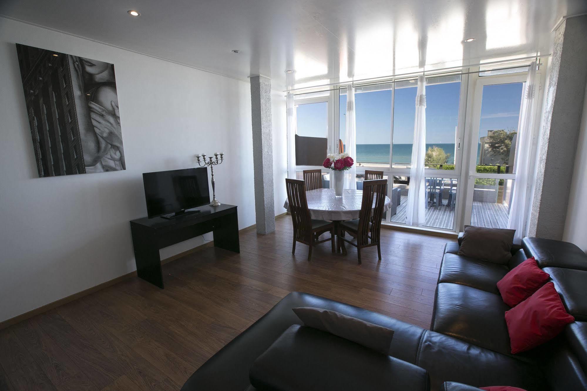 Le Grand Large Bord De Mer Hotel & Appartements Palavas-les-Flots Exteriér fotografie